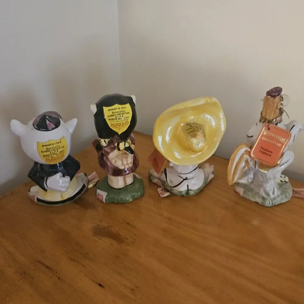 Lot of 4 ALPA Warner Bros Carosello Decanter Looney PORKY PETUNIA SPEEDY FOGHORN